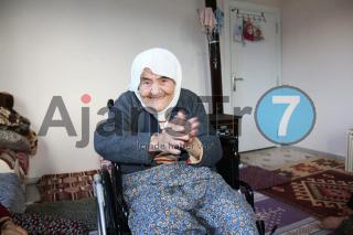 Fatma ninenin tekerlekli sandalye sevinci