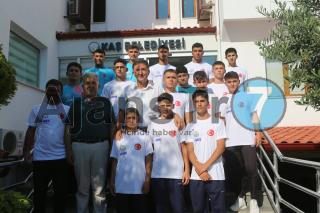 Kaş Belediye Spor güreş takımı Edirne’ye uğurlandı