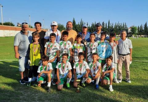 Kaş Kınık Spor Alt Yapı Futbol Okulunda 150 çocuk eğitim görüyor