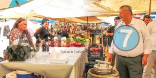 Başkan Demirhan Kaş pazarında esnaflar ve vatandaşlarla bir araya geldi