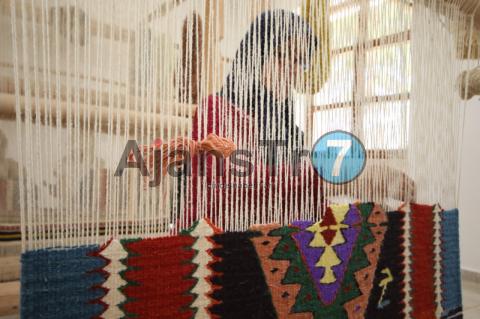 Kaş’ta “Barak Kilimi” dokumacılığı başlatıldı