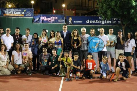 Kaş Tenis Ligi tamamlandı