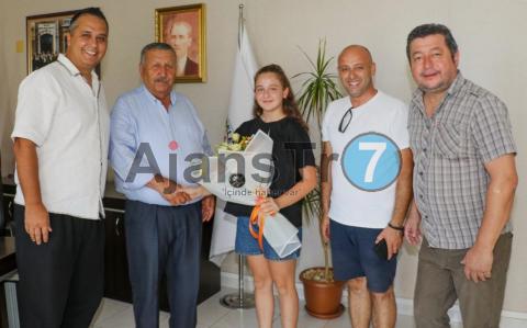 Başkan Demirhan LGS Kaş birincisini tebrik etti