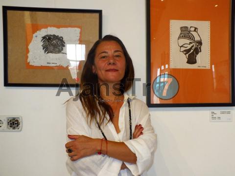 Kaş Sanatevi’nde baskı resim sergisi açıldı