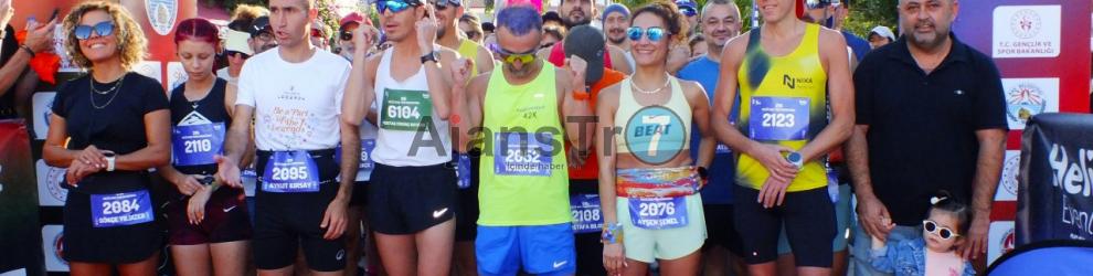 Kaş Yarı Maraton Koşusu yapıldı